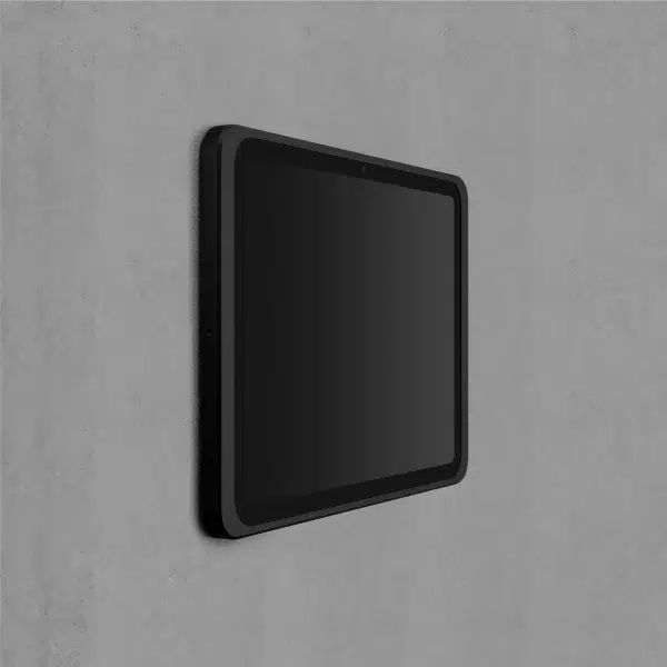 Dame-Wall-2.0_-iPad-10-9_Black_Seitlich-Tablet_Beton