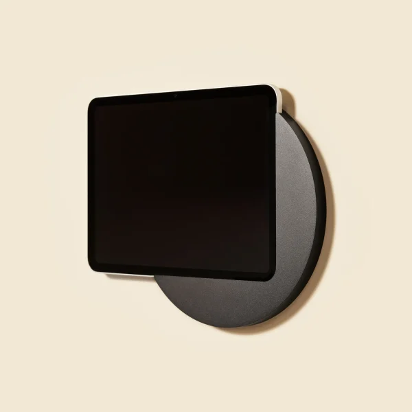 web_Square_Displine_SunsetWall_Black_5