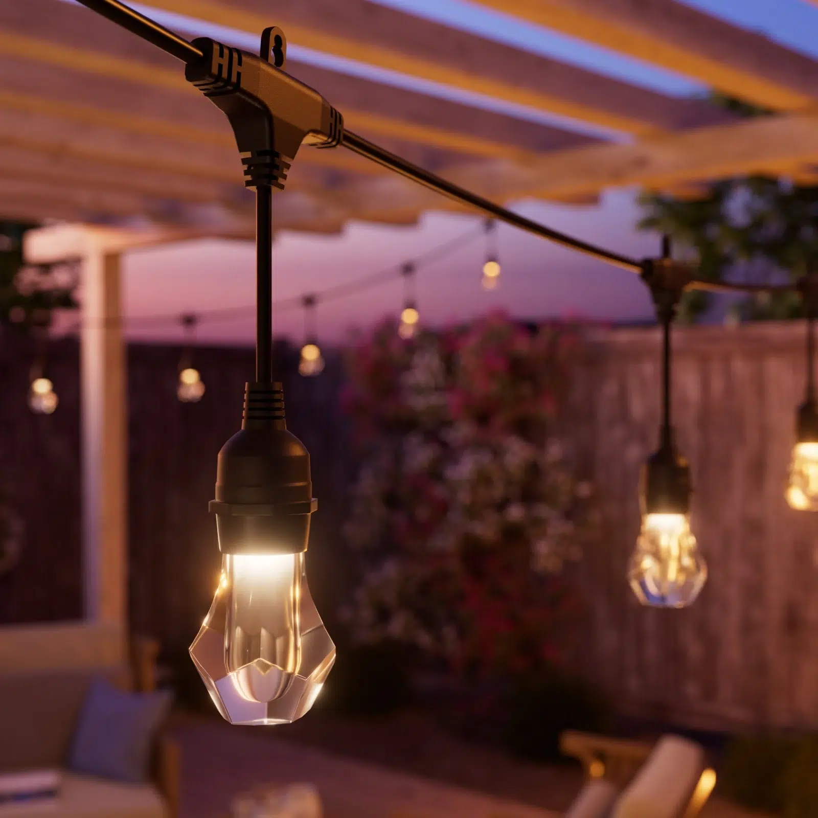 2-outdoor-string-lights-shop-desktop@1x-1